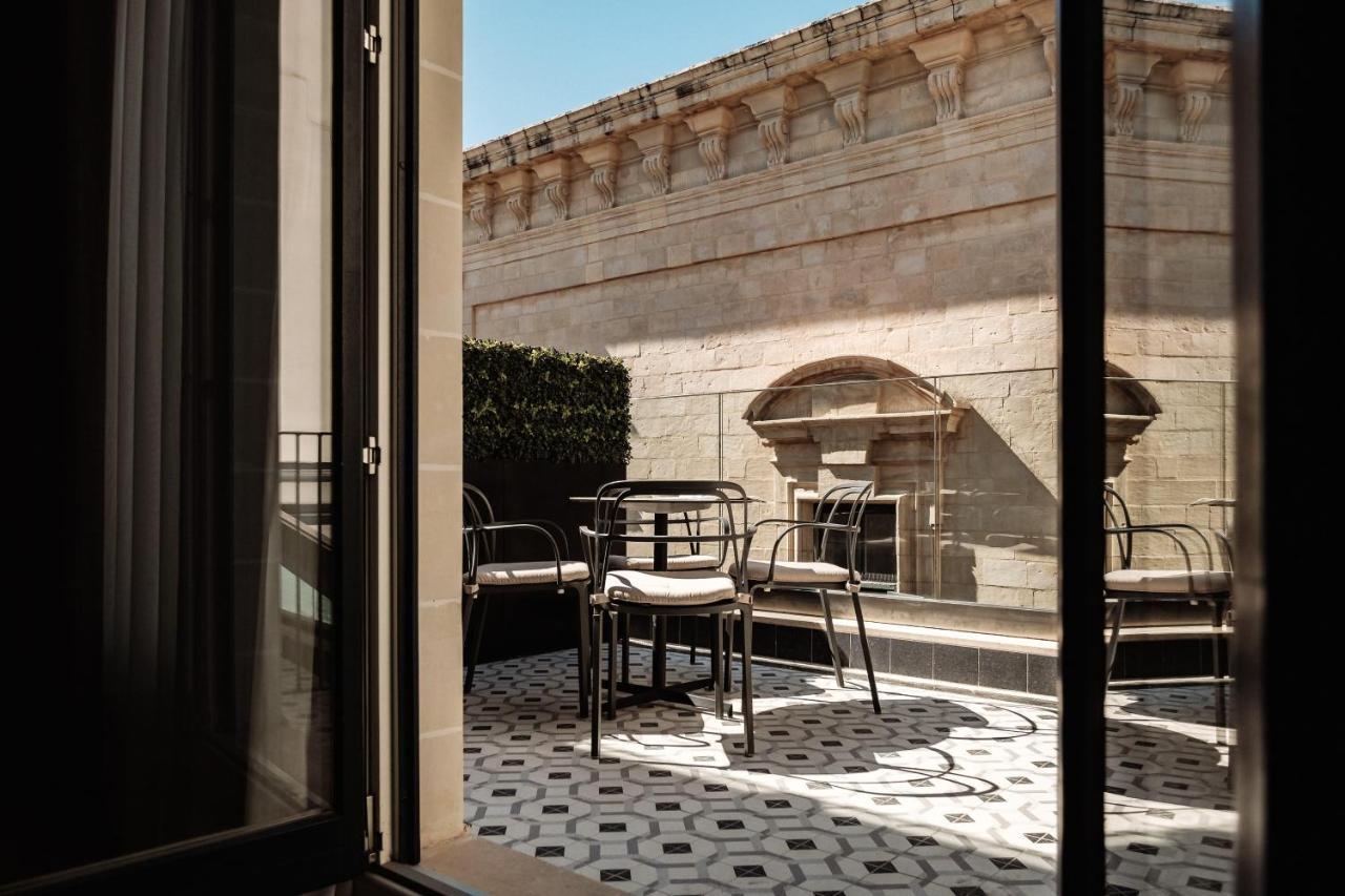 The Cumberland Hotel By Neu Collective Valletta Kültér fotó
